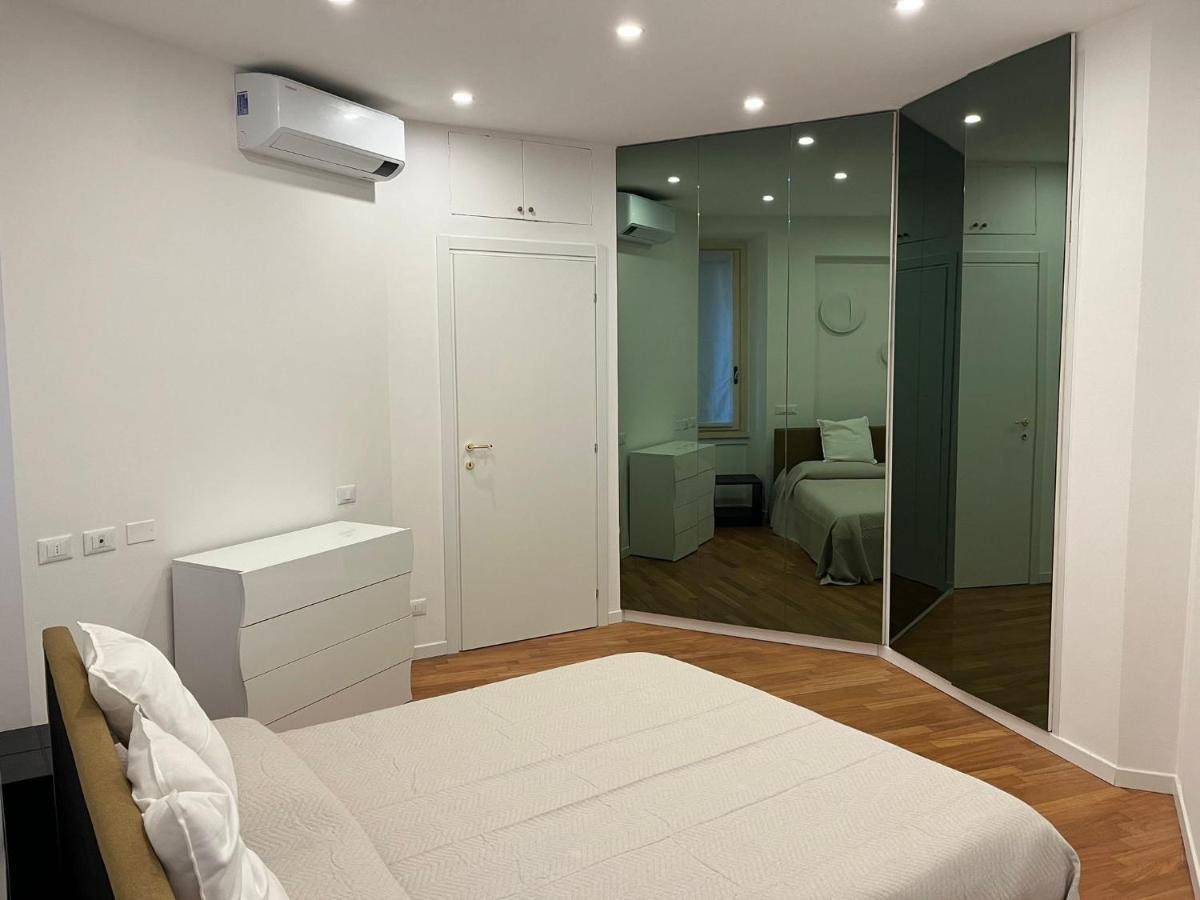 Casa Vercelli Delizioso Bilocale Moderno Nella Vecchia Milano Eksteriør billede
