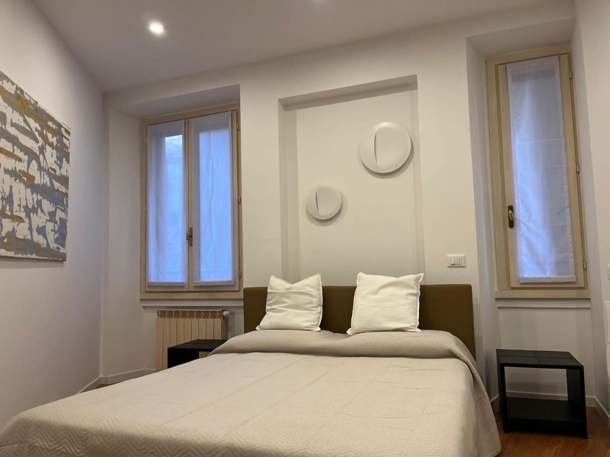 Casa Vercelli Delizioso Bilocale Moderno Nella Vecchia Milano Eksteriør billede