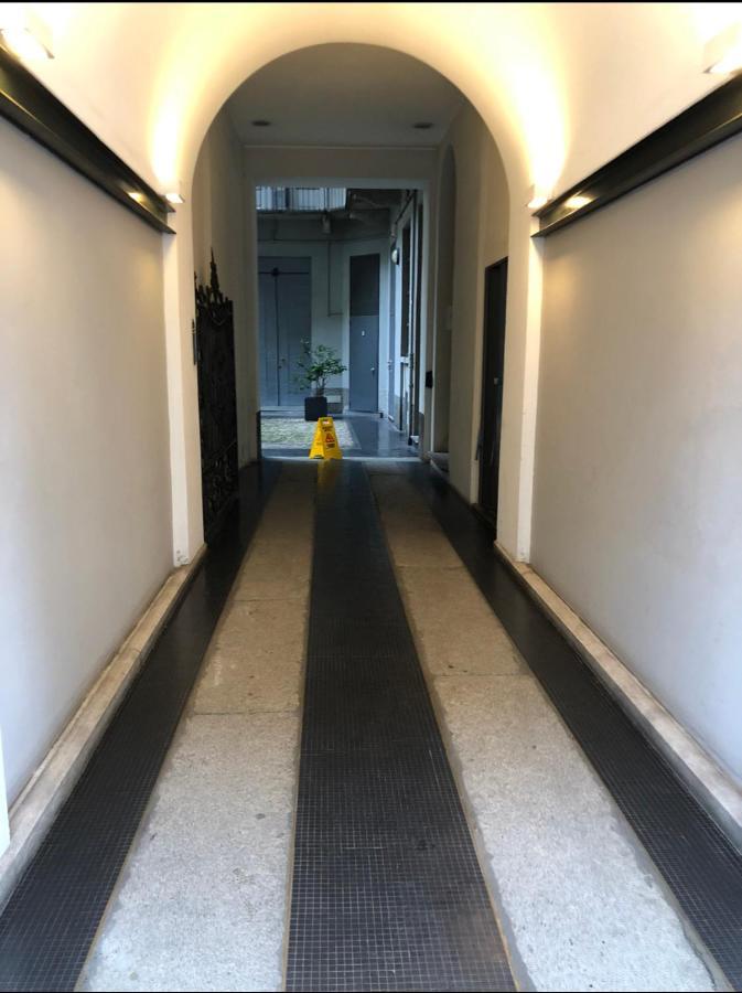 Casa Vercelli Delizioso Bilocale Moderno Nella Vecchia Milano Eksteriør billede